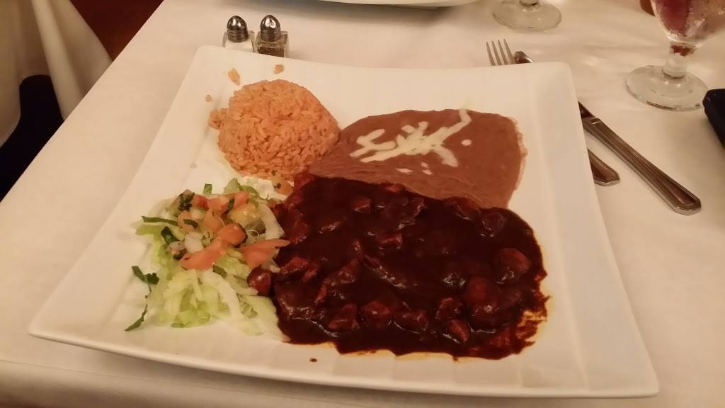 Margaritas Cafe | restaurant | 139 Merrick Ave, Merrick, NY 11566, USA | 5162804021 OR +1 516-280-4021