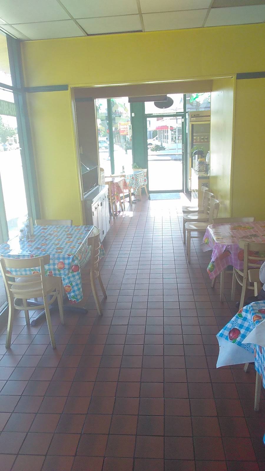 Tacomiendo | restaurant | 3501 W Beverly Blvd, Montebello, CA 90640, USA | 3235970209 OR +1 323-597-0209