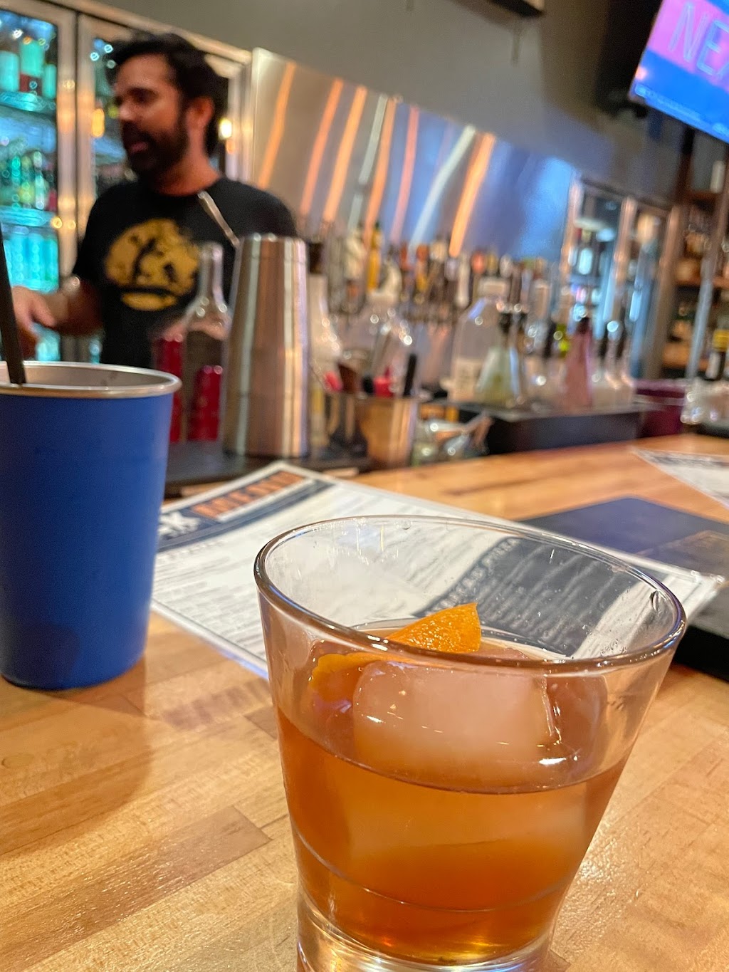 Block - Table & Tap | restaurant | 4172 N Mesa St, El Paso, TX 79902, USA | 9153510775 OR +1 915-351-0775