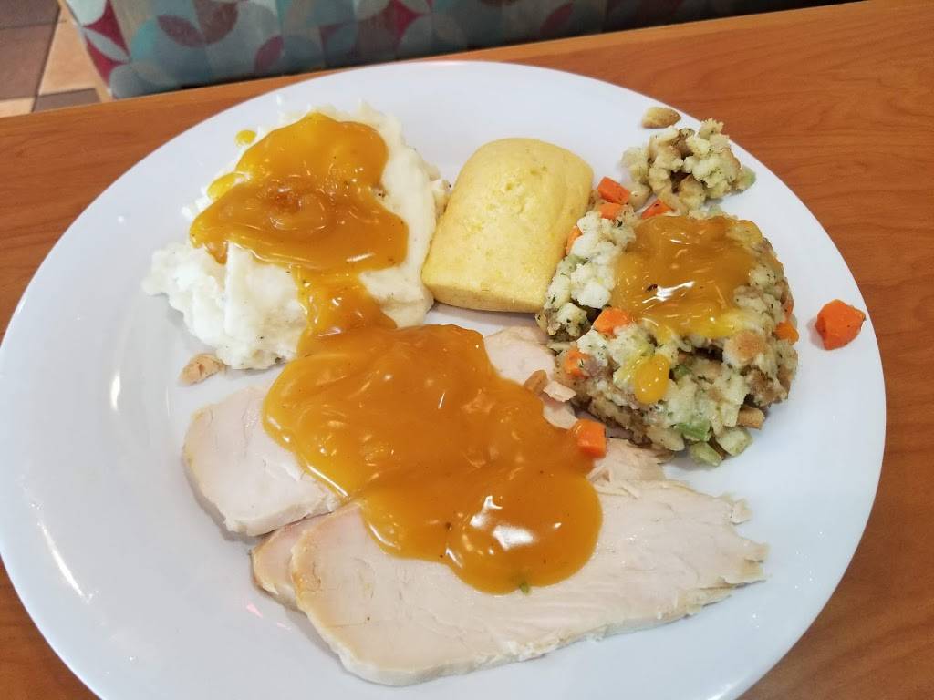 Boston Market | restaurant | 17507 Preserve Walk Ln, Tampa, FL 33647, USA | 8136323399 OR +1 813-632-3399