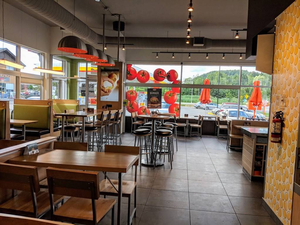 A&W Canada | restaurant | 697 Chemin Avila, Saint-Sauveur, QC J0R 1R3, Canada | 5794760129 OR +1 579-476-0129