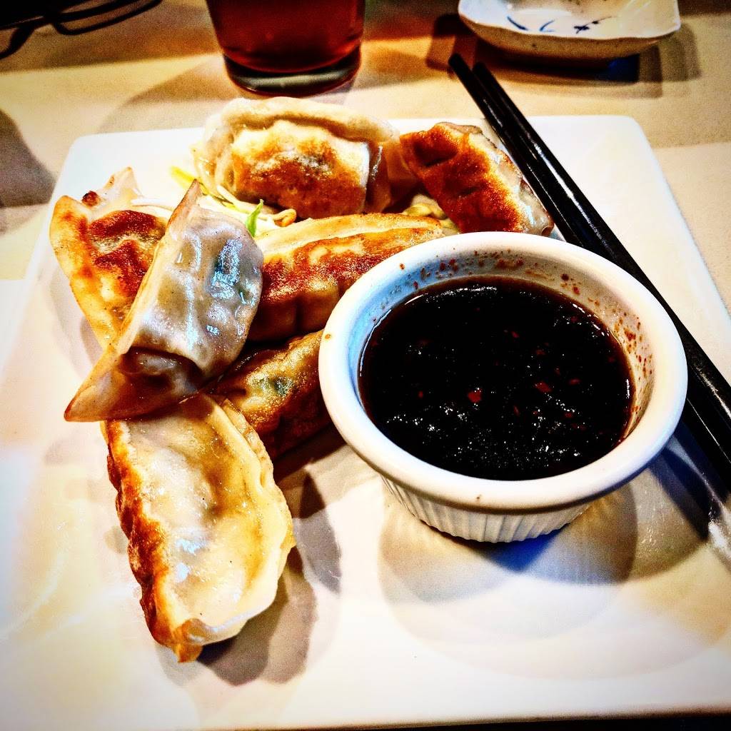 Sushi Chinoise | restaurant | 19122 Beardslee Blvd Nursery, Bothell, WA 98011, USA | 4254020200 OR +1 425-402-0200