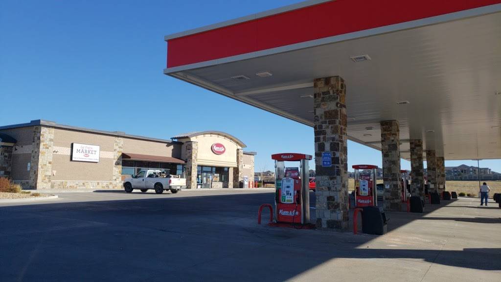 Kum & Go | meal takeaway | 2999 Bonanza Dr, Erie, CO 80516, USA | 7209741604 OR +1 720-974-1604