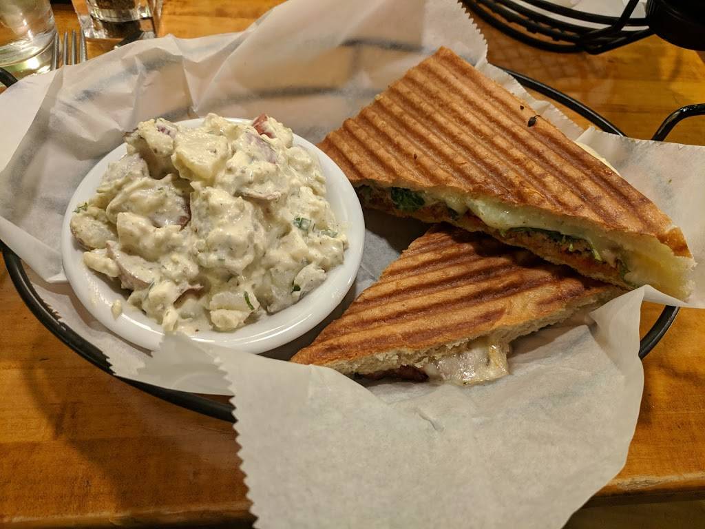 Dizzy Chicken Wood Fired Rotisserie | restaurant | 102 Congress St, Saratoga Springs, NY 12866, USA | 5185834099 OR +1 518-583-4099