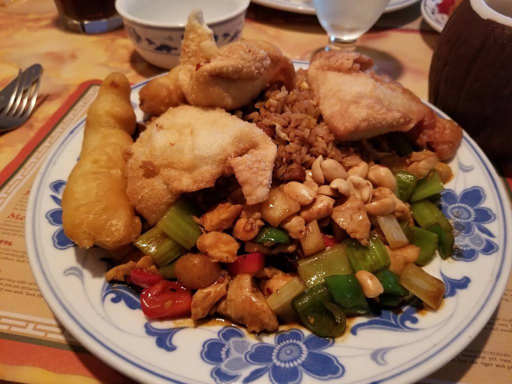 Sampan | night club | 356 W Main St, Hillsboro, NH 03244, USA | 6034643663 OR +1 603-464-3663