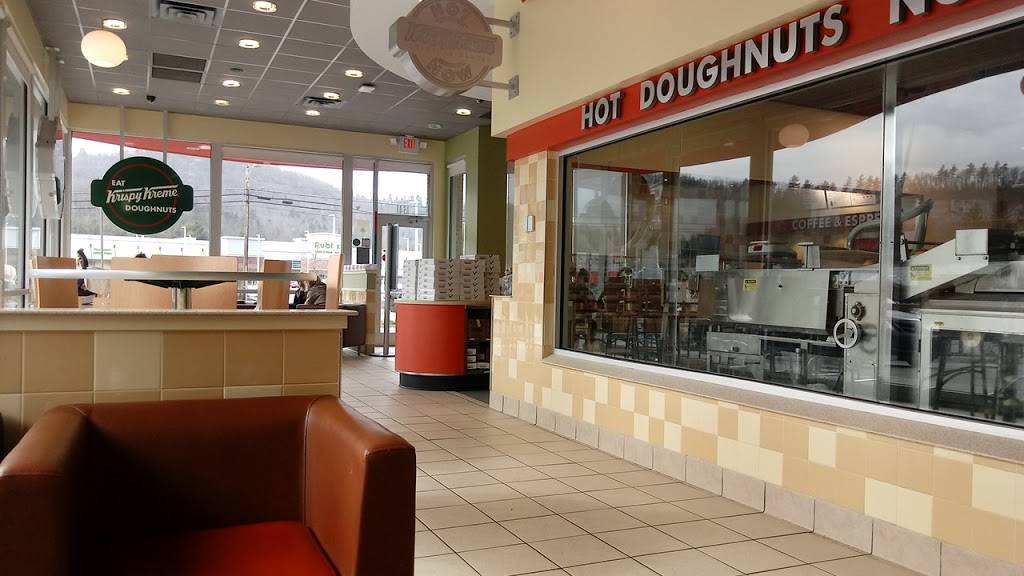 Krispy Kreme | bakery | 1641 Blowing Rock Rd, Boone, NC 28607, USA | 8282646801 OR +1 828-264-6801