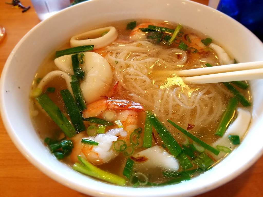 Nam Vang Restaurant | restaurant | 1380 Lyell Ave, Rochester, NY 14606, USA | 5853194137 OR +1 585-319-4137