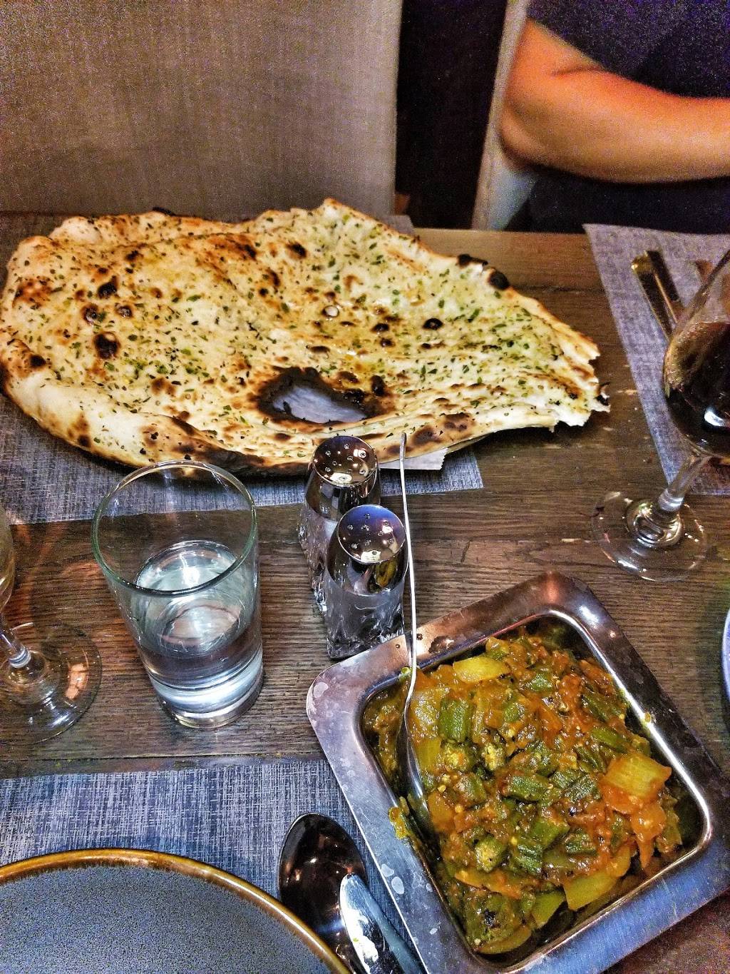 Delhi Accent:Innovative Indian Dining ( By Khyber Grill Caterers | restaurant | 37 Chestnut St, Ridgewood, NJ 07450, USA | 2014444910 OR +1 201-444-4910