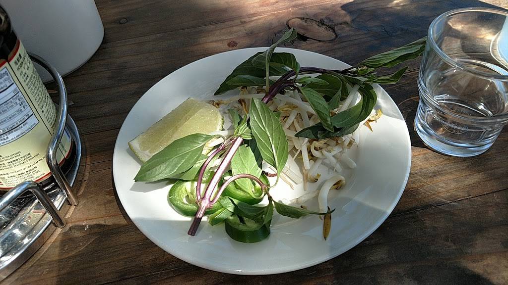 Blossom Vietnamese | restaurant | 2821 Ocean Park Blvd, Santa Monica, CA 90405, USA | 4242684425 OR +1 424-268-4425