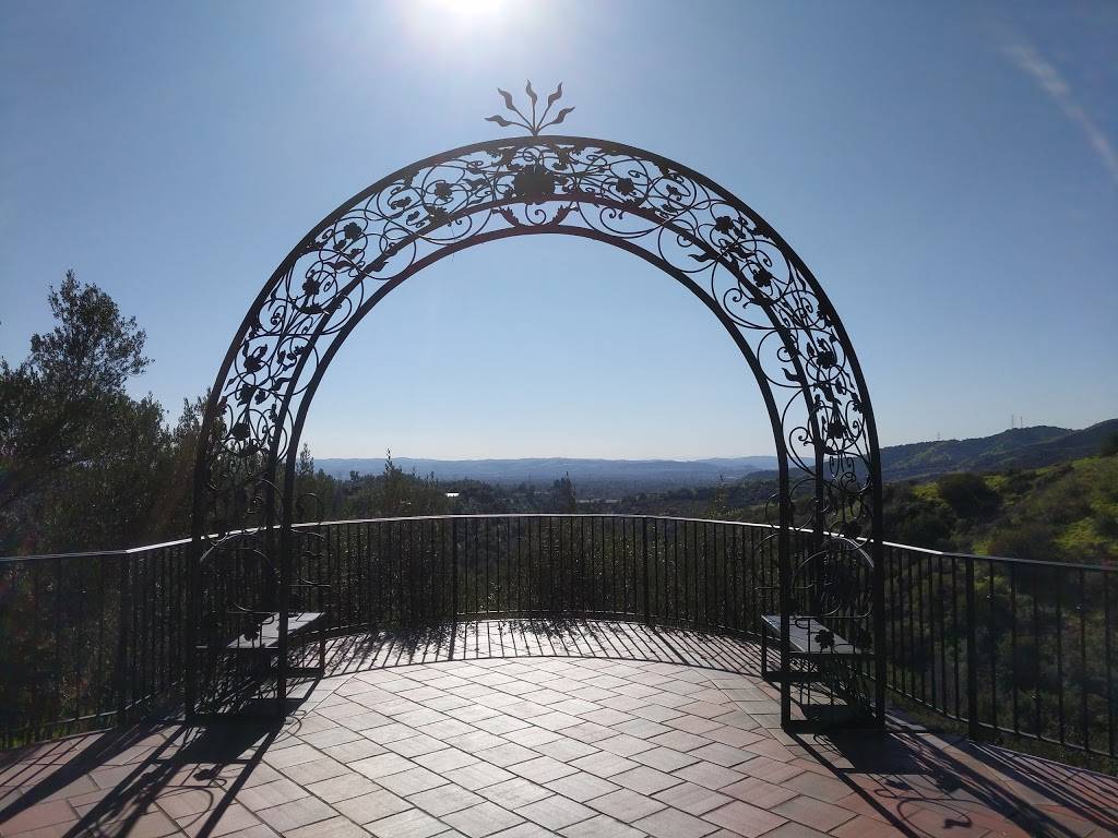 Padua Hills Theatre | restaurant | 4467 Padua Ave, Claremont, CA 91711, USA | 9096248628 OR +1 909-624-8628