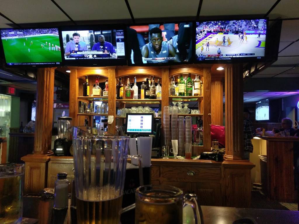 Mugsys | restaurant | 1310 N Main St, Bloomington, IL 61701, USA | 3098272628 OR +1 309-827-2628