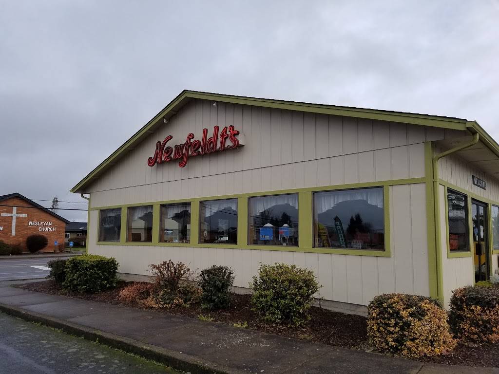 Neufeldts Restaurant | restaurant | 190 Main St, Aumsville, OR 97325, USA | 5037494095 OR +1 503-749-4095
