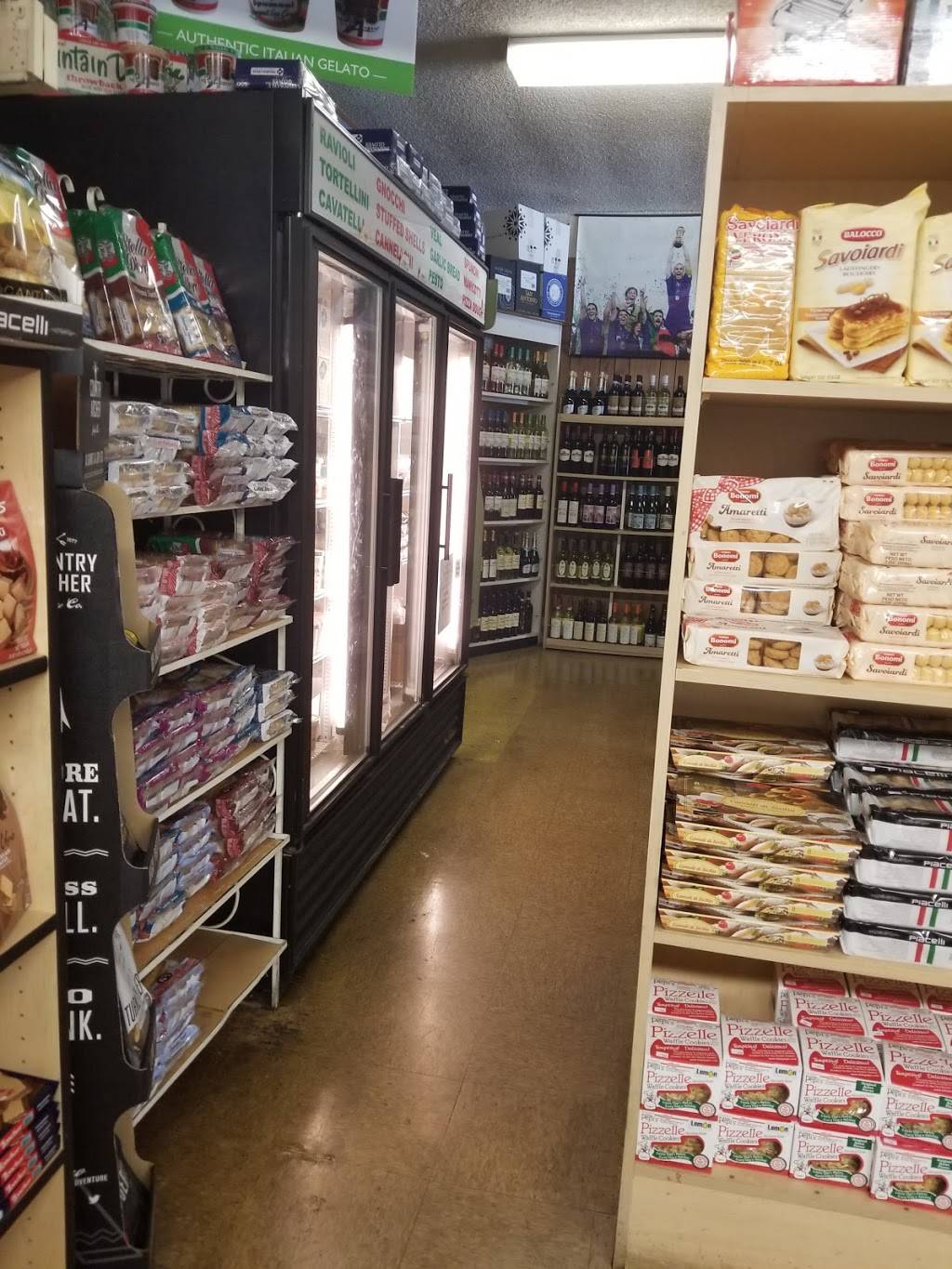 Cavarettas Italian Deli | bakery | 22045 Sherman Way, Canoga Park, CA 91304, USA | 8183406626 OR +1 818-340-6626