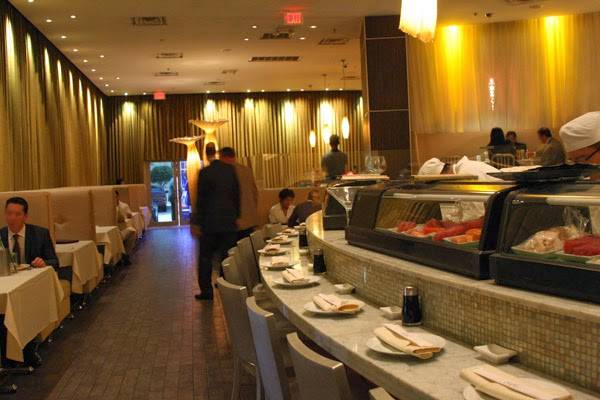 Uptown Sushi | restaurant | 1131-14 Uptown Park Blvd, Houston, TX 77056, USA | 7138711200 OR +1 713-871-1200