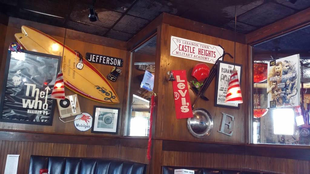 TGI Fridays | restaurant | 601 Washington Ave, Manahawkin, NJ 08050, USA | 6094890950 OR +1 609-489-0950