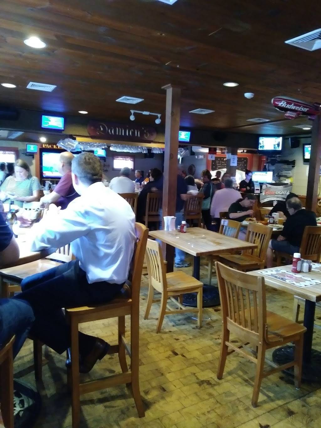 Damiens | restaurant | 279 Spring St #1025, Hanson, MA 02341, USA | 7814476556 OR +1 781-447-6556