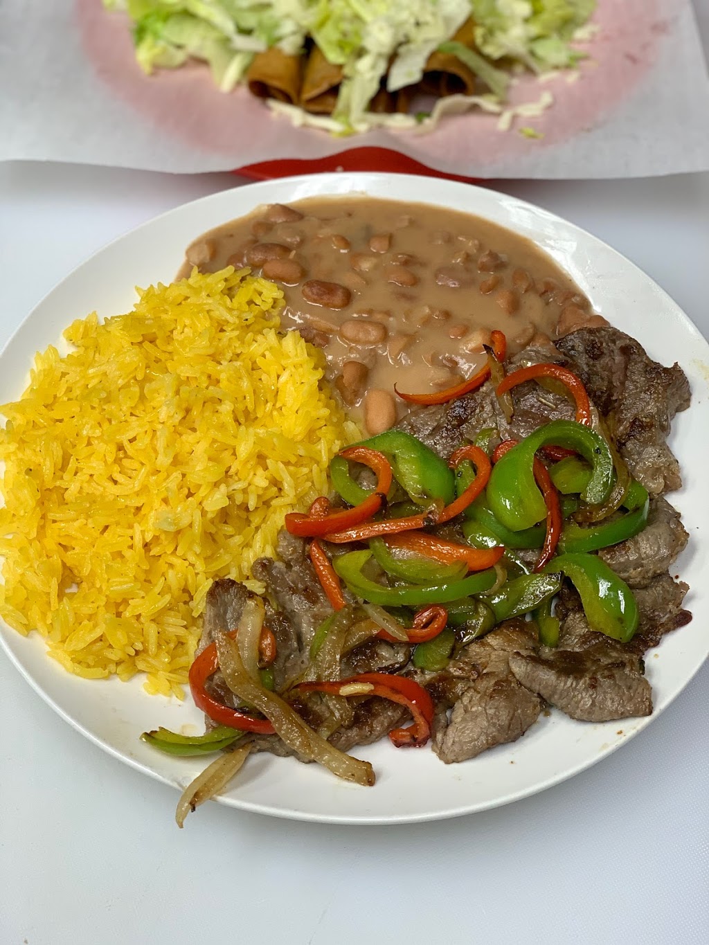 Villa Mexican Grill | restaurant | 2920 Central Ave, Charlotte, NC 28205, USA | 7048604002 OR +1 704-860-4002