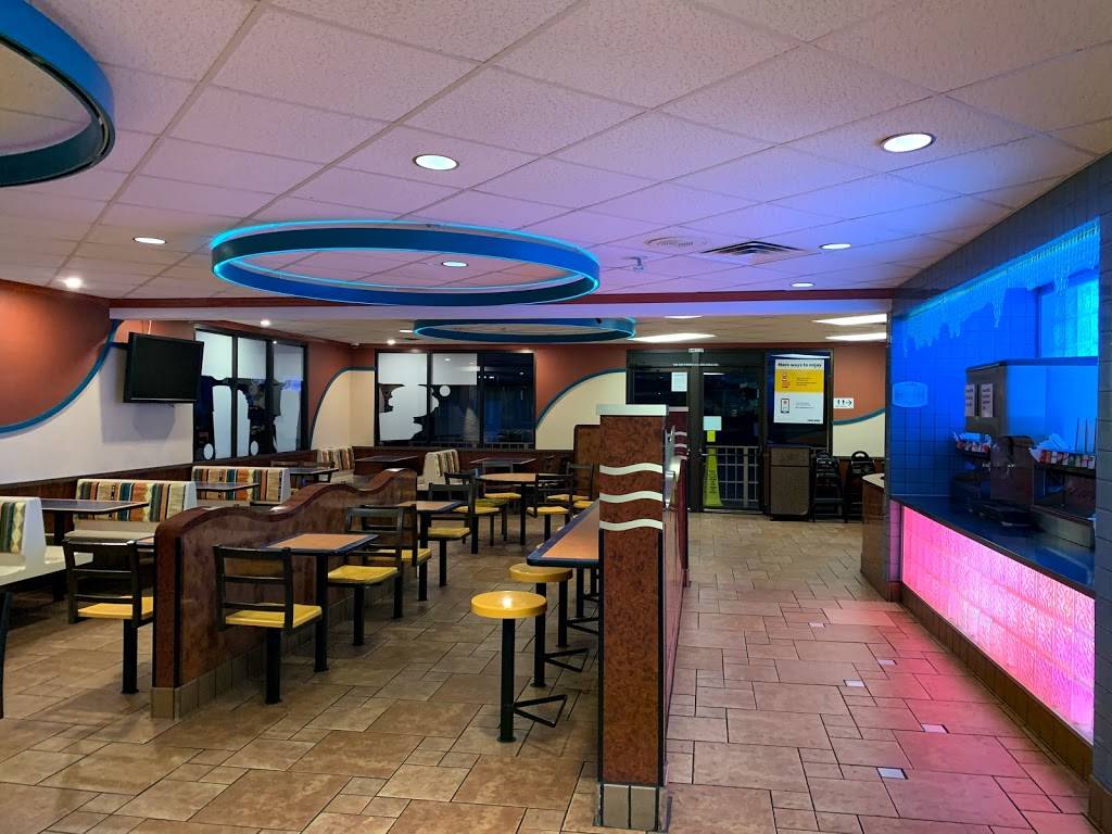 McDonalds | cafe | 1710 S Broadway, Santa Maria, CA 93458, USA | 8059226111 OR +1 805-922-6111