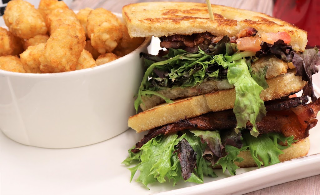 Good Evans Breakfast & Lunch | restaurant | 1040 S 74th Plaza, Omaha, NE 68114, USA | 4029997398 OR +1 402-999-7398