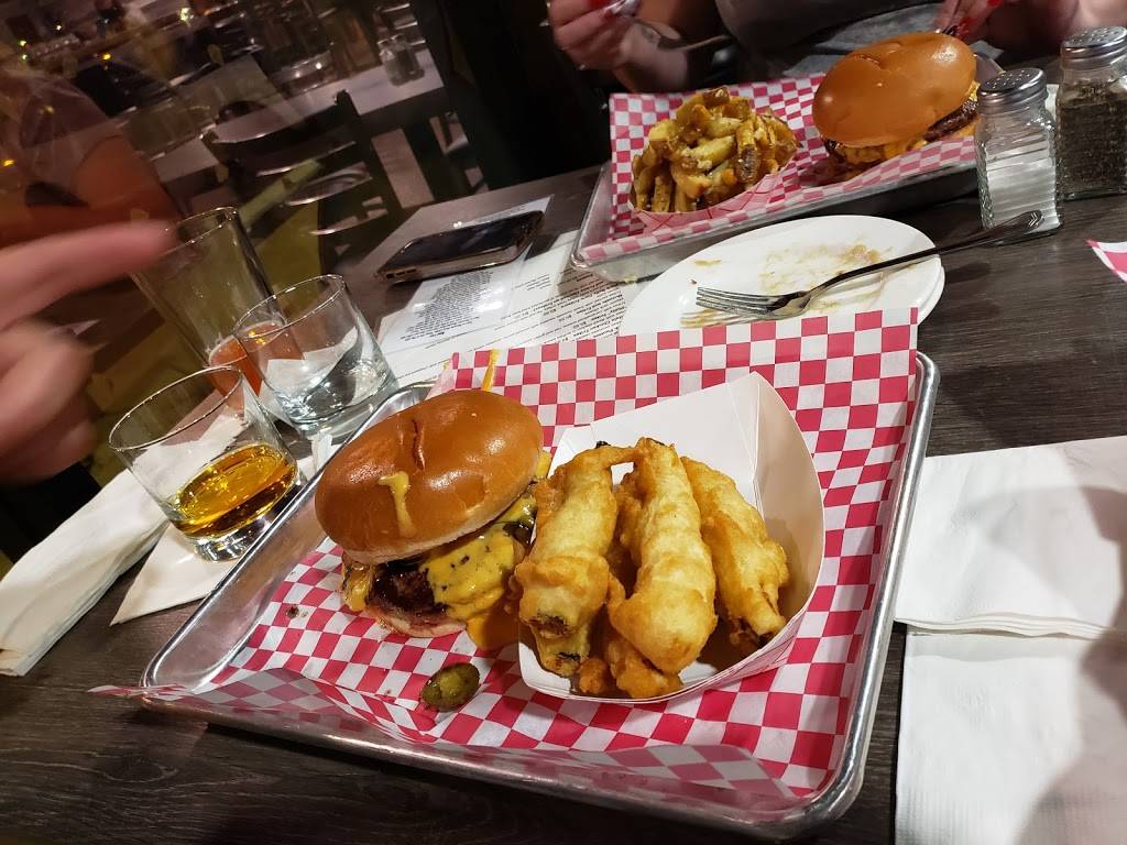 Challenger Tap House | restaurant | 1048 E Ave K, Lancaster, CA 93535, USA | 6614180056 OR +1 661-418-0056