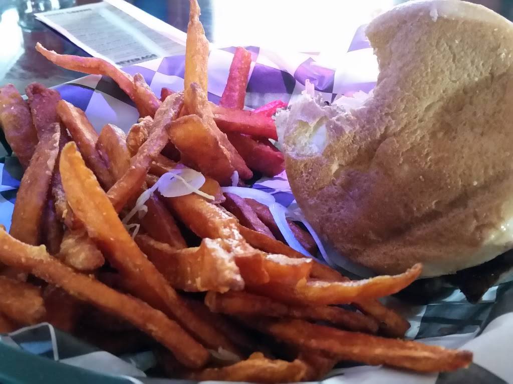 Crossroads Pizza & Subs | restaurant | 21 Route 12 South, Fitzwilliam, NH 03447, USA | 6035857077 OR +1 603-585-7077