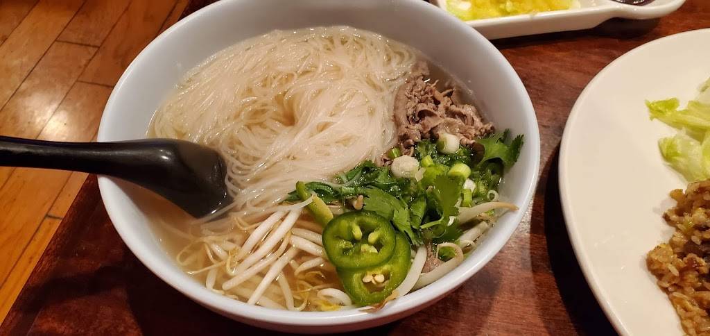 Mr Noodle & Rice | restaurant | 19 Weems Ln, Winchester, VA 22601, USA | 5406624213 OR +1 540-662-4213