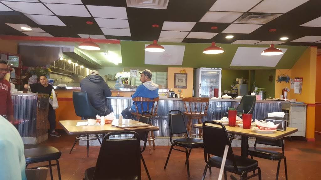 Lupitas Mexican Food | restaurant | 1024 University Blvd N, Jacksonville, FL 32211, USA | 9047629278 OR +1 904-762-9278