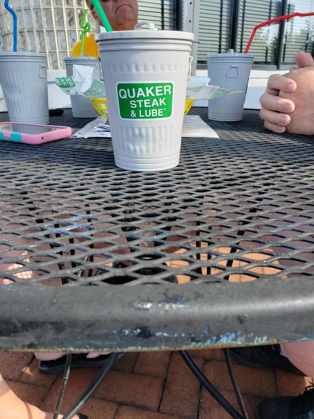 Quaker Steak & Lube | restaurant | 2900 Street Rd, Bensalem, PA 19020, USA | 2676099464 OR +1 267-609-9464