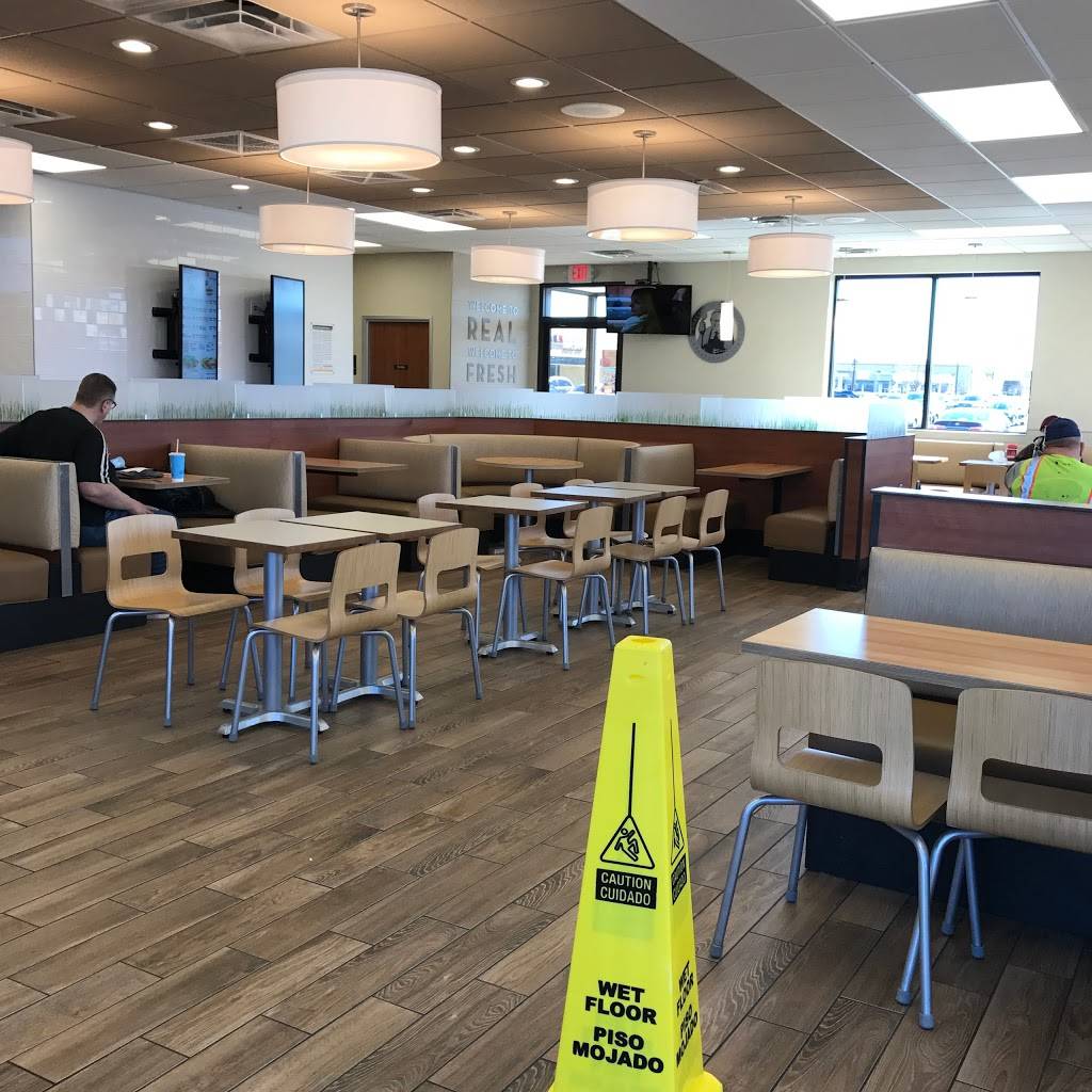 Wendys | restaurant | 2301 Cottman Ave, Philadelphia, PA 19149, USA | 2157080400 OR +1 215-708-0400