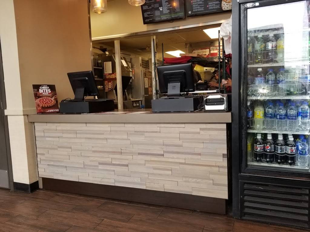 Pizza Hut | restaurant | 717 Suffolk Ave, Brentwood, NY 11717, USA | 6312312349 OR +1 631-231-2349