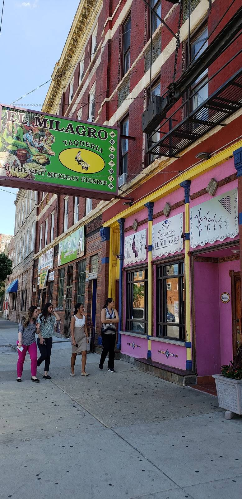 El Milagro Tortilla | restaurant | 1927 S Blue Island Ave, Chicago, IL 60608, USA | 3124217443 OR +1 312-421-7443