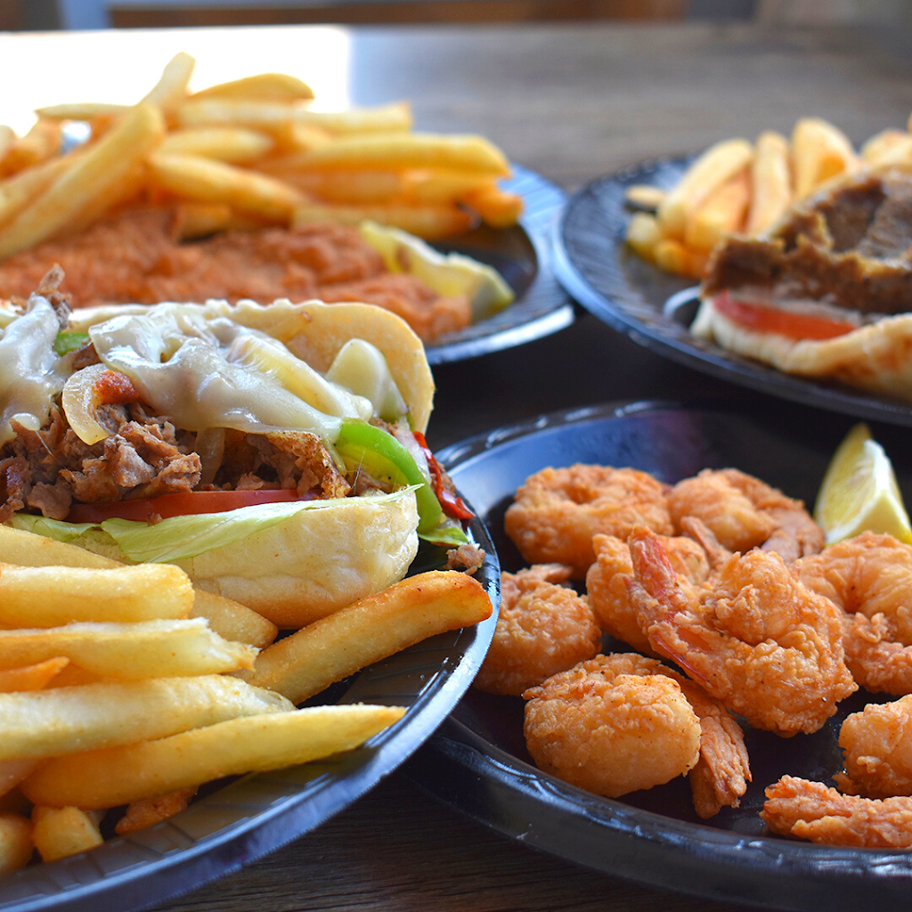 Salems Fresh Eats | restaurant | 1701 34th St S, St. Petersburg, FL 33711, USA | 7272029062 OR +1 727-202-9062