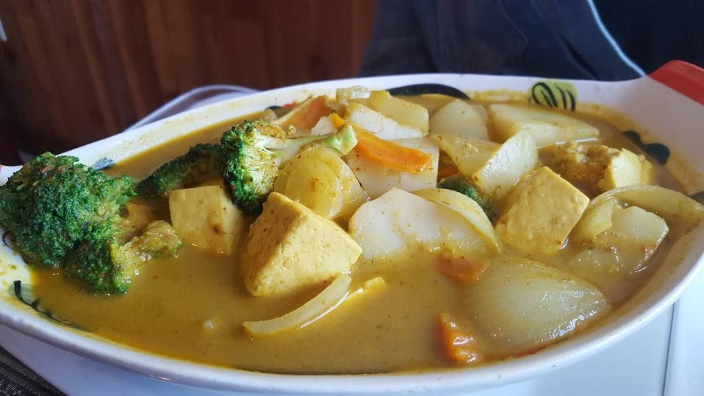 Thai Lanna | restaurant | 9655 E US Hwy 36 Ste I, Avon, IN 46123, USA | 3174263420 OR +1 317-426-3420