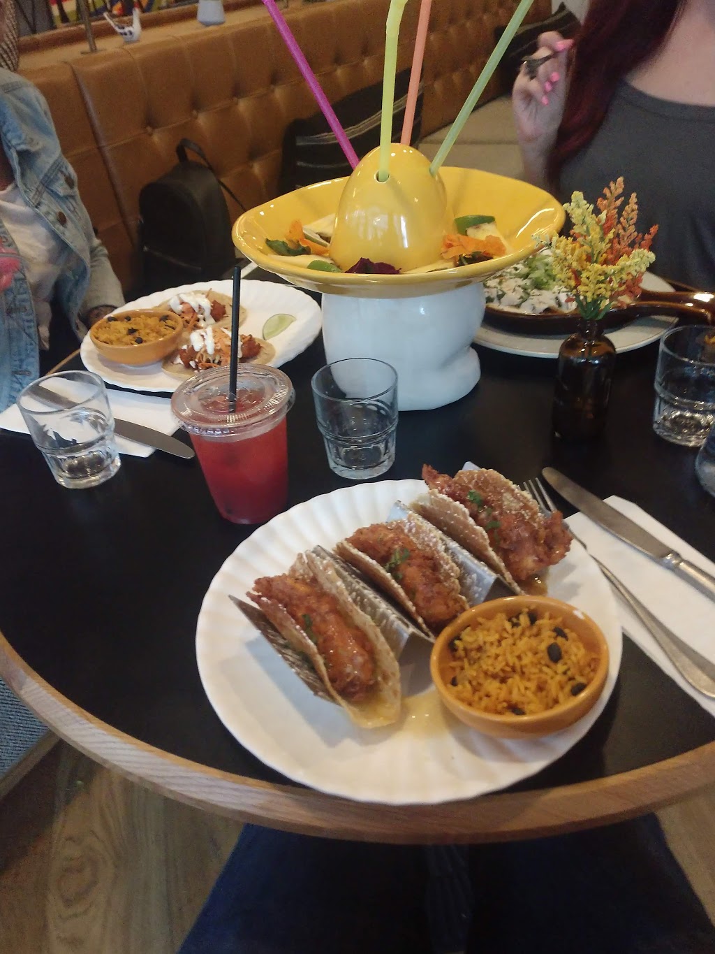 Gringos Tacos | restaurant | 8 Navy Pier Ct, Staten Island, NY 10304, USA | 9174232450 OR +1 917-423-2450