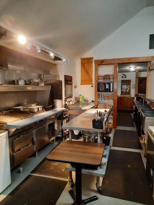 Lazy Loon Lodge | restaurant | N16054 State Hwy 13, Park Falls, WI 54552, USA | 7155189258 OR +1 715-518-9258