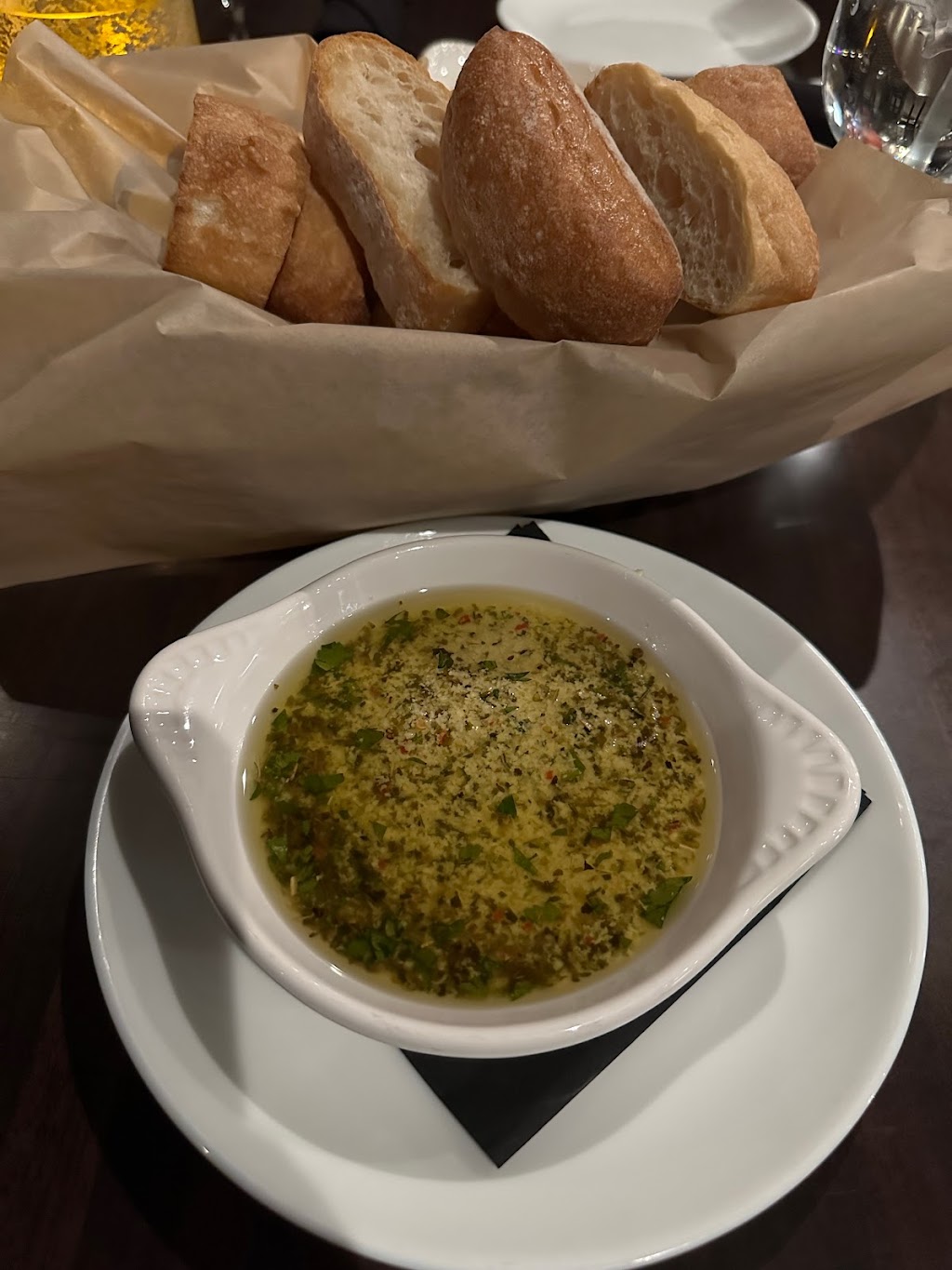 Galliano Italian Restaurant- Waugh Chapel | restaurant | 2630 Chapel Lake Dr, Gambrills, MD 21054, USA | 4107215522 OR +1 410-721-5522