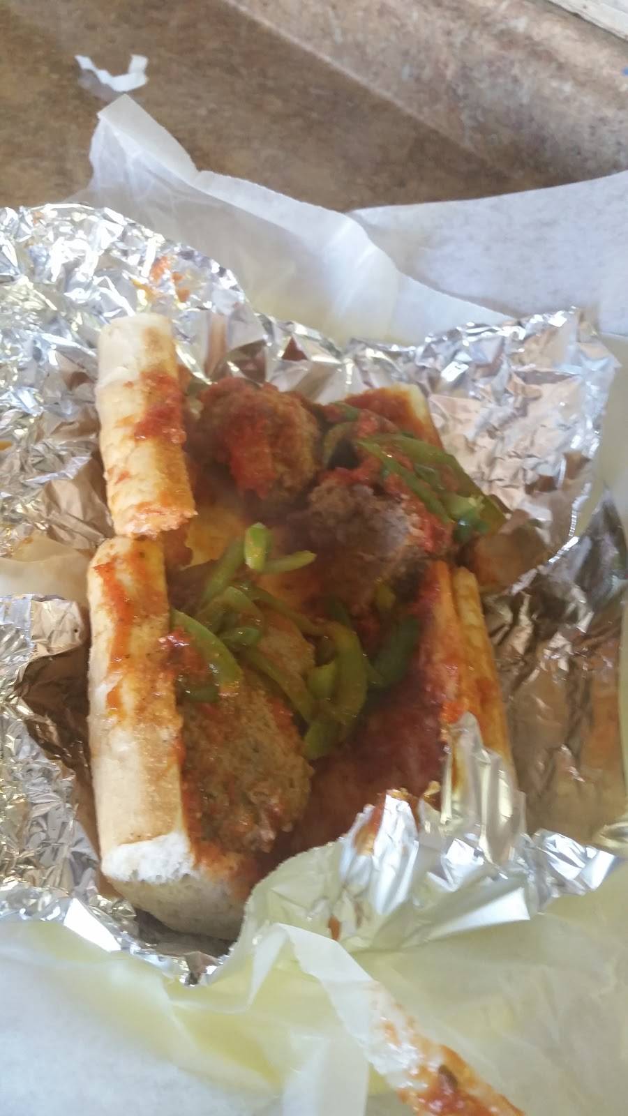 Chelys Pizza | meal takeaway | 5905 W 35th St, Cicero, IL 60804, USA | 7087807220 OR +1 708-780-7220