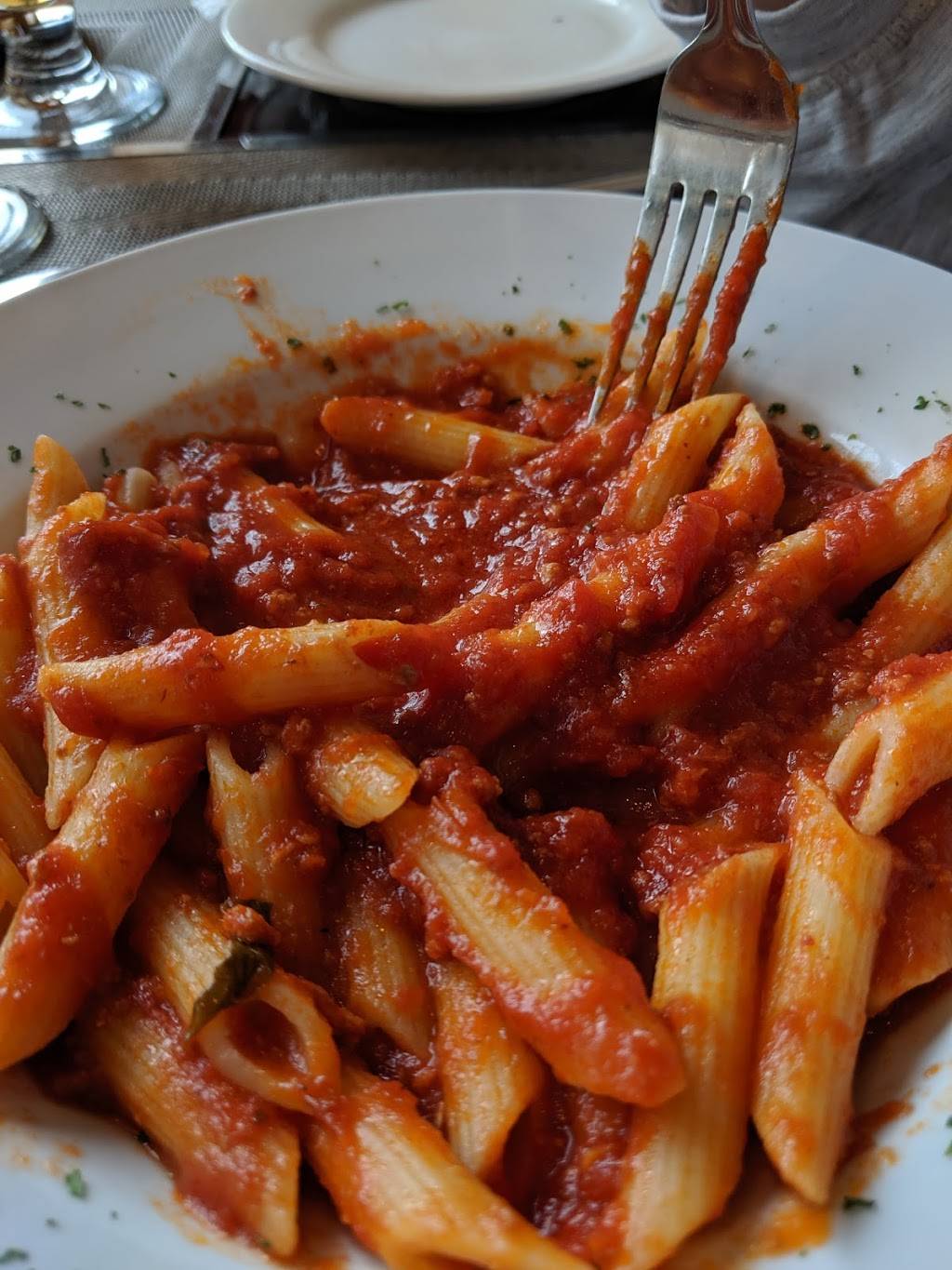 Romis | restaurant | 3062 Bloor St W, Etobicoke, ON M8X 1C4, Canada | 4162335885 OR +1 416-233-5885