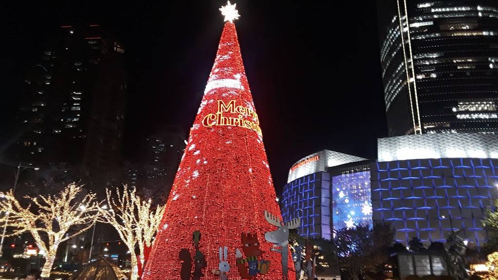 Burger Cache | restaurant | 2126 E Northern Lights Blvd, Anchorage, AK 99508, USA | 9072726973 OR +1 907-272-6973