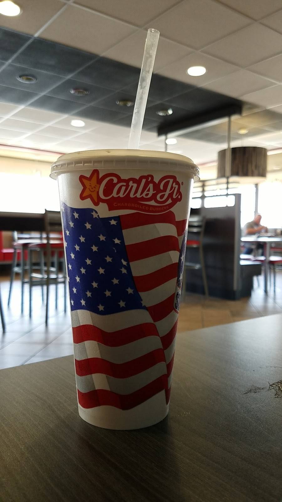 Carls Jr. | restaurant | 620 W Foothill Blvd, Rialto, CA 92376, USA | 9098752650 OR +1 909-875-2650