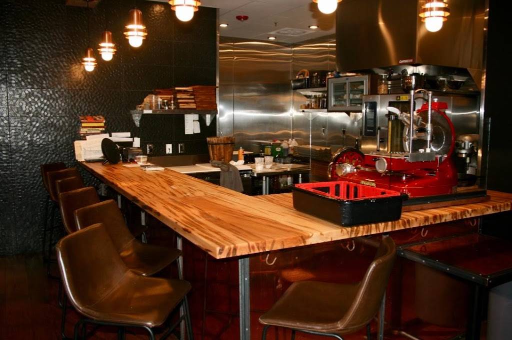 Goed Zuur | restaurant | 2801 Welton St, Denver, CO 80205, USA | 7207492709 OR +1 720-749-2709