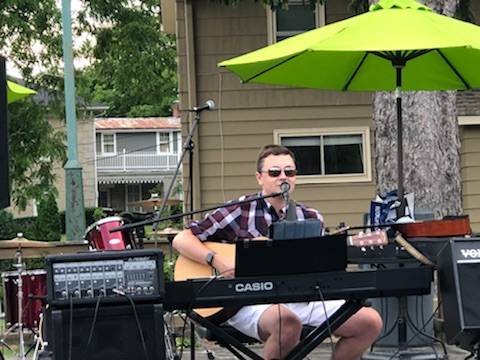 Hefners Frozen Custard & Jumbo Burgers | restaurant | N71W5184 Columbia Rd, Cedarburg, WI 53012, USA | 2623760601 OR +1 262-376-0601