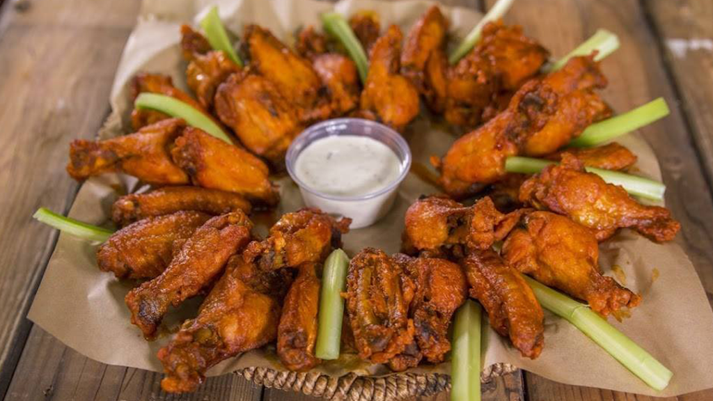 Cluckers Charcoal Chicken | meal takeaway | 536 N Milwaukee Ave, Libertyville, IL 60048, USA | 8473622582 OR +1 847-362-2582