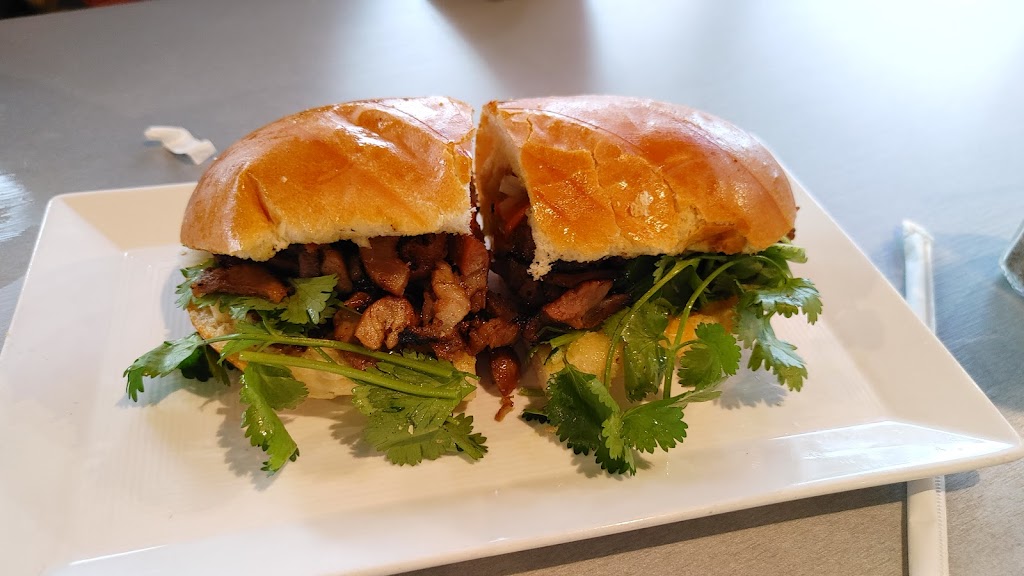 Viet Heritage Cuisine | restaurant | 114 Countryside Plaza, Countryside, IL 60525, USA | 7086394034 OR +1 708-639-4034