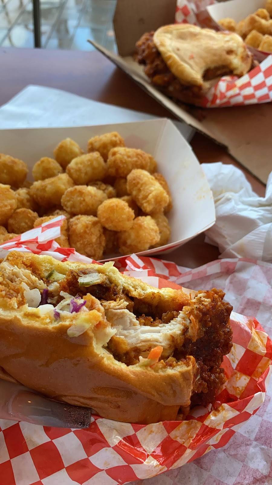 Sassy Bird | restaurant | 706 W Lancaster Blvd #101, Lancaster, CA 93534, USA | 6614834206 OR +1 661-483-4206