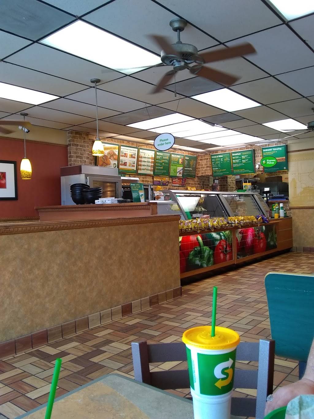 Subway | restaurant | 1607 W Frank Ave, Lufkin, TX 75904, USA | 9366394111 OR +1 936-639-4111