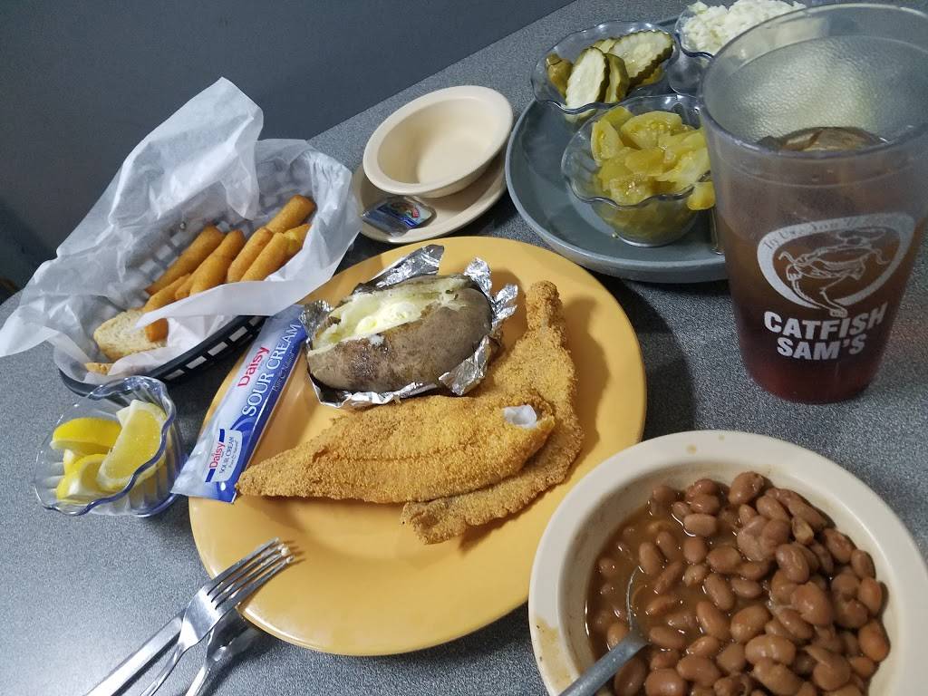 Catfish Sams | restaurant | 4806, 2735 W Division St, Arlington, TX 76012, USA | 8172759631 OR +1 817-275-9631