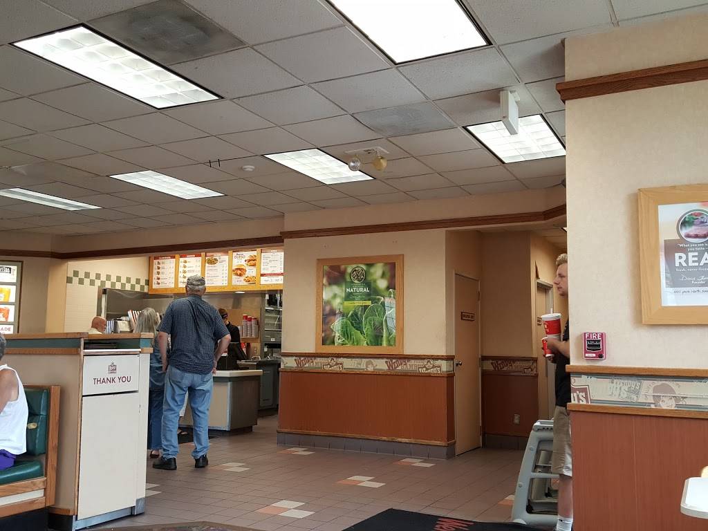 Wendys | restaurant | 617 Warren Ave, Portland, ME 04103, USA | 2072535015 OR +1 207-253-5015