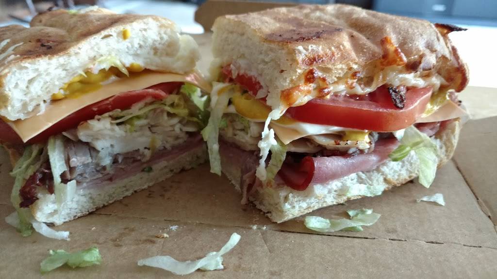 Bellacinos Pizza & Grinders | restaurant | 377 W Jackson St, Cookeville, TN 38501, USA | 9315287600 OR +1 931-528-7600