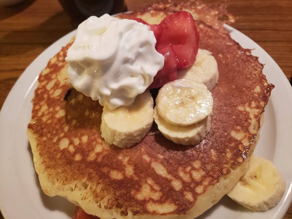 Dennys | restaurant | 17053 E Shea Blvd, Fountain Hills, AZ 85268, USA | 4808375307 OR +1 480-837-5307